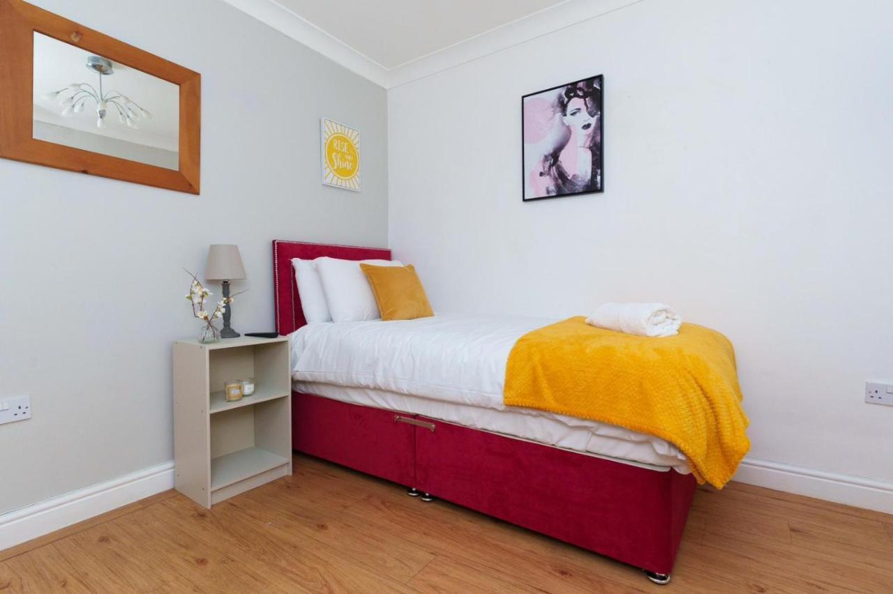 Redgrave Detached With Free Parking 4 Minutes From Walls Casa vacanze York