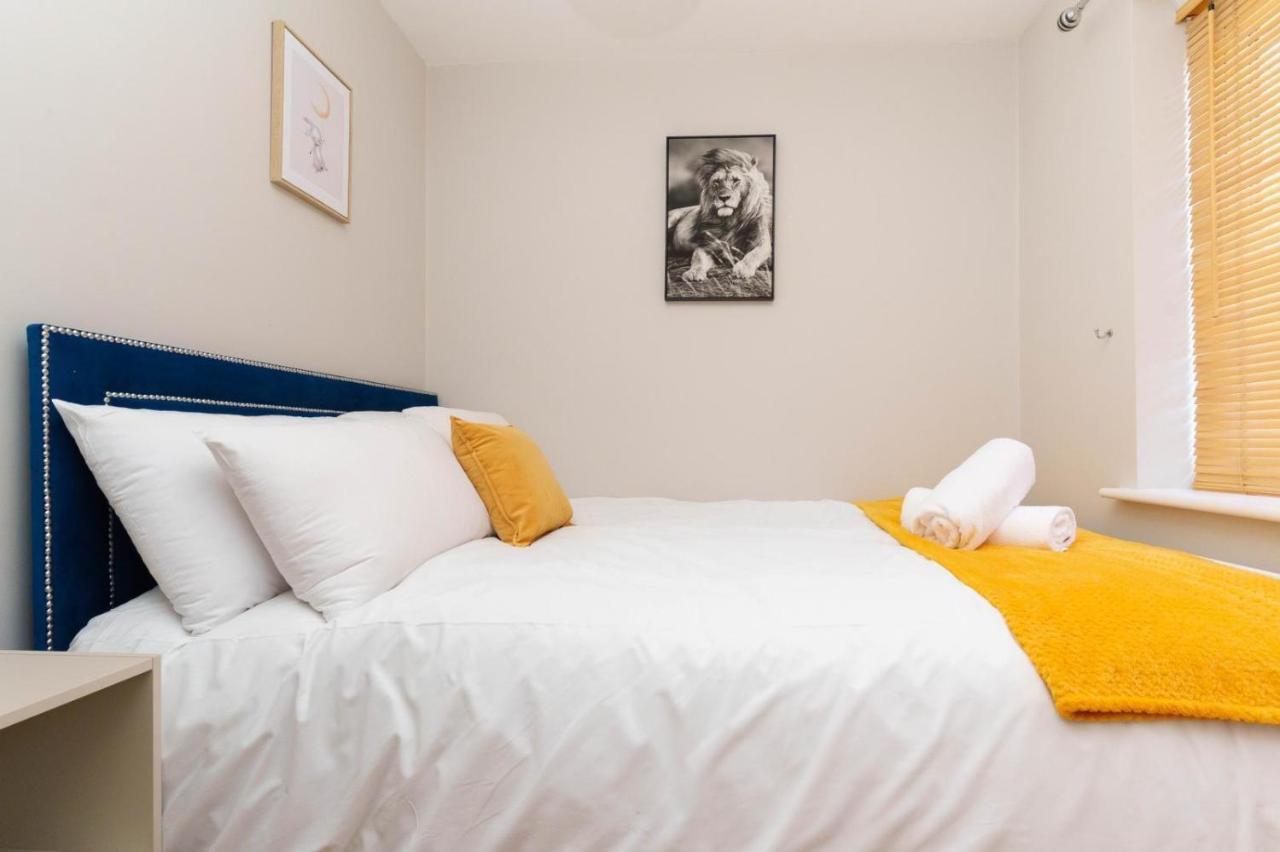 Сasa de vacaciones Redgrave Detached With Free Parking 4 Minutes From Walls York